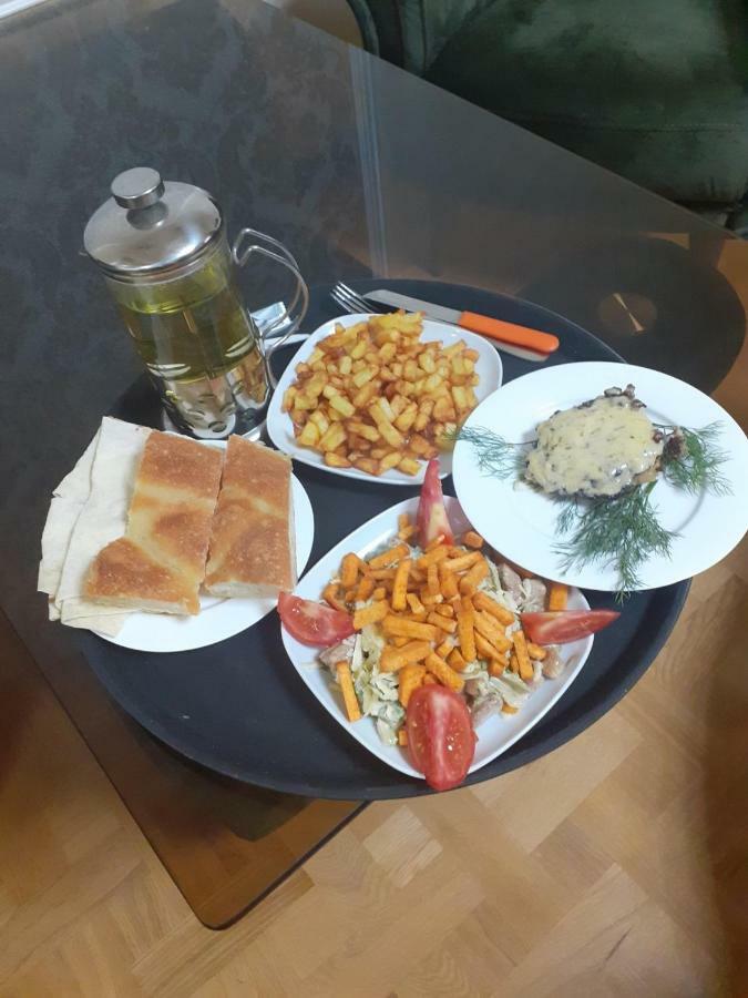 Royal Palace Hotel Vanadzor Esterno foto